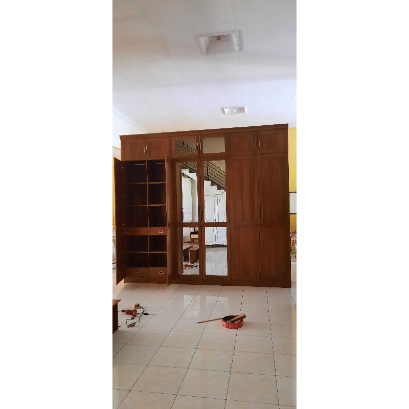 Lemari pakaian pintu 6 jati jepara