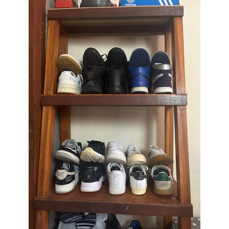 Sepatu Bekas Bal selek