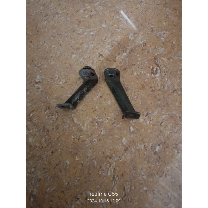 Breket Dudukan Pangkon Sayap Suzuki Smash 110 ORI Copotan SECOND BEKAS