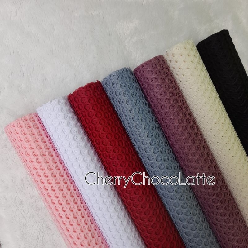 

[ 1 Roll / 60 Cm x 5 Yard ] Korea Circle Polynet Mesh Roll / Kain Pembungkus Bunga / Flower Wrapp / Kain Buket