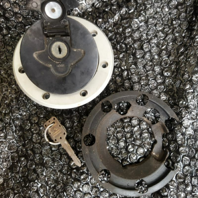 Tutup tangki CB150R original copotan