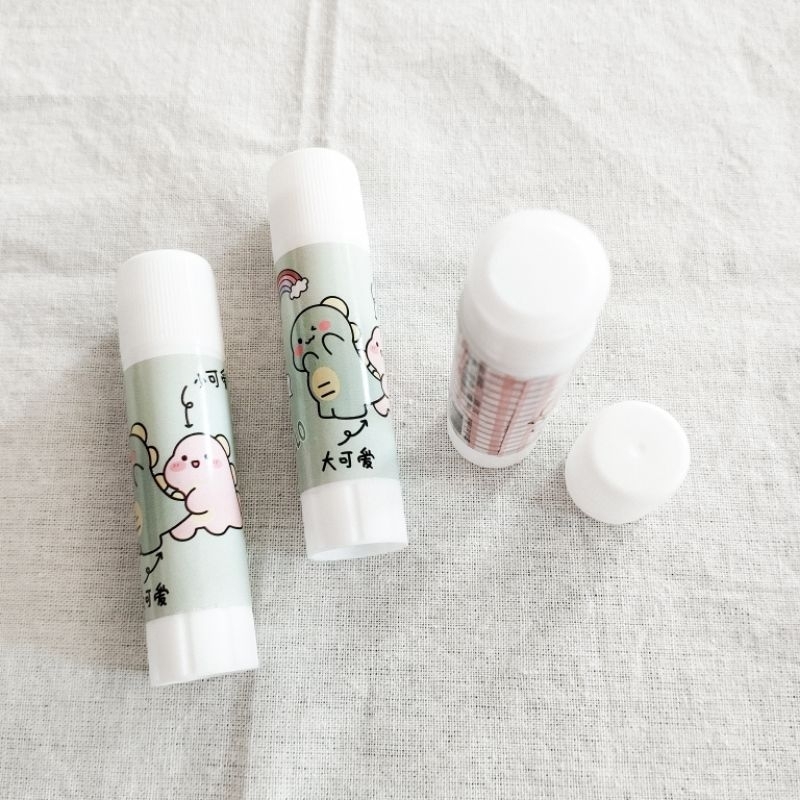 

(DSP) LEM KERTAS STICK/ LEM PADAT/LEM UNTUK JOURNALING/LEM KERTAS