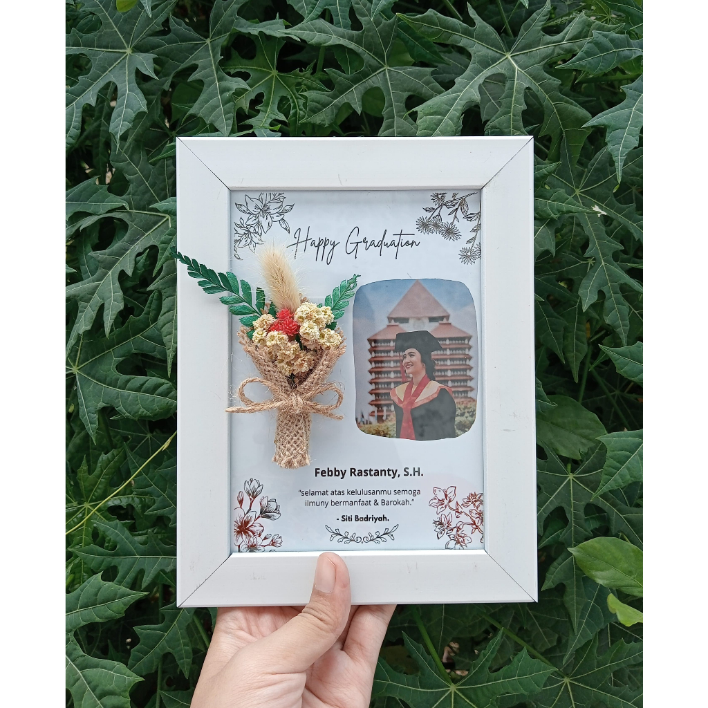 Kado Pigura Aesthetic bunga Kering/ Kado Wisuda/ Kado Wedding/ Kado Anniversary/ Kado Ulang Tahun/ K