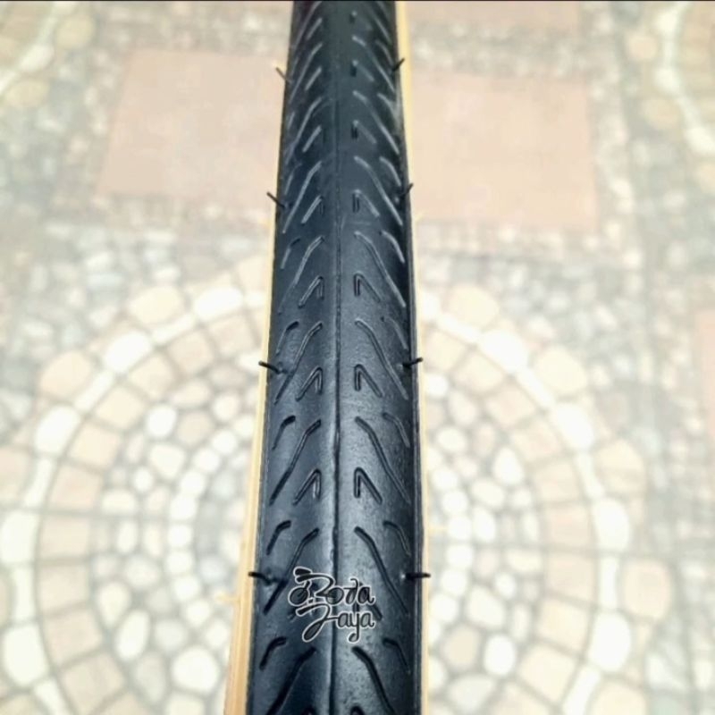 BAN LUAR KENDA 700 x 28c GUMWALL KUNING 176