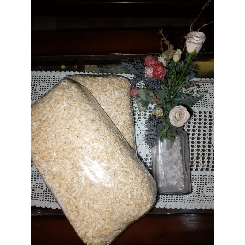 SERBUK KAYU HAMSTER 1 KG 2 pcs / serbuk kayu halus bersih