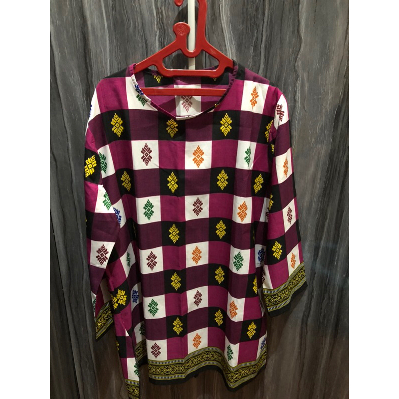 Preloved tunik motif sarung bali