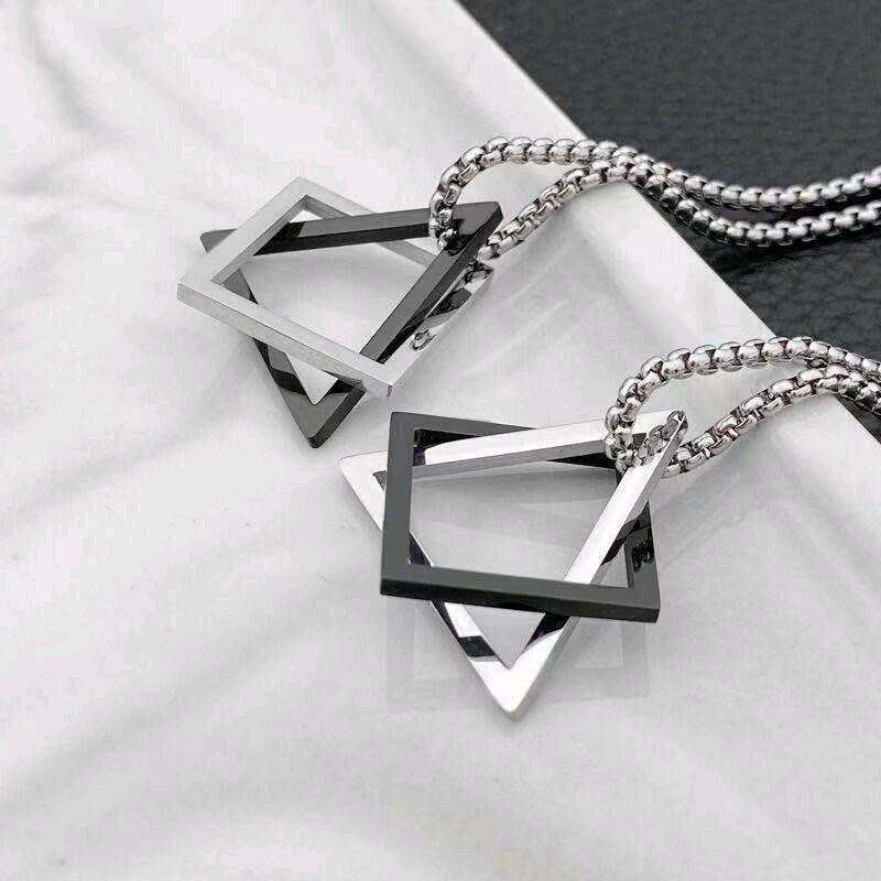 Kalung Double Segitiga Kotak / Kalung Liontin Segitiga Hitam Persegi Pria / Geometric Square Triangl