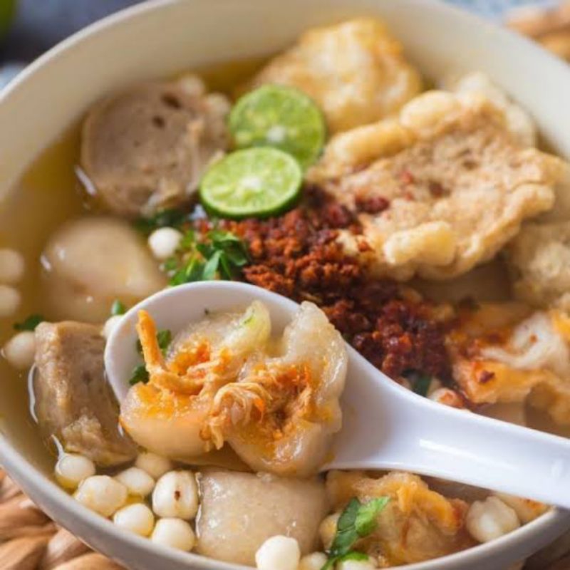 

Baso aci ayam suwir + Baso daging aurafood kuah pedas nampol baso aci baso aci