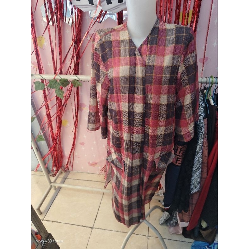 cardigan kotak-kotak