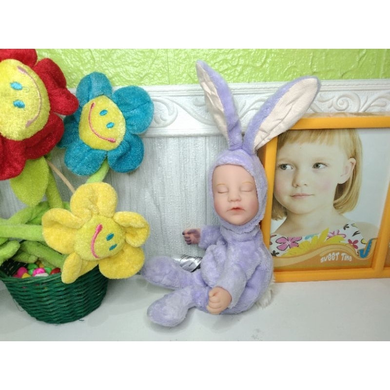 boneka anne geddes klinci ungu