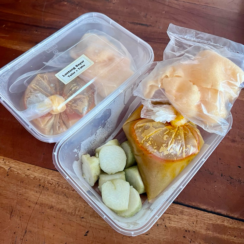 

Lontong Sayur Telur Tahu 1Box