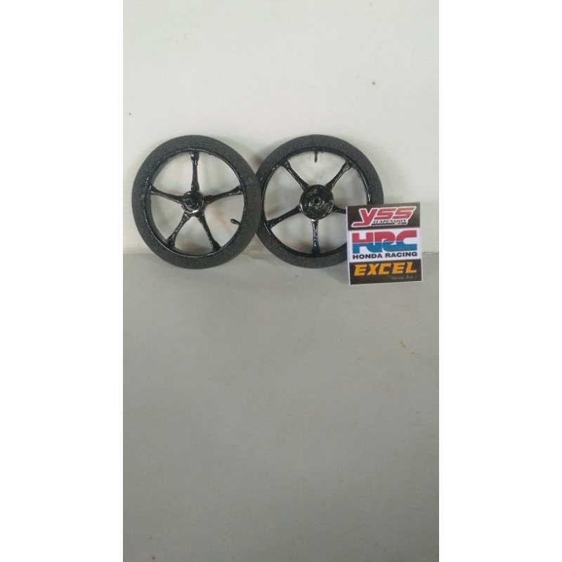 miniatur velk plus ban racing,ban bisa dicopot gratis stiker racing mini