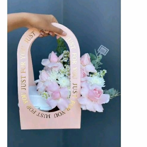 

(BISA DADAKAN)FLOWER CAKE BOX /FLOWER WITH BENTO CAKE/BENTO CAKE/HADIAH VALENTINE/HARI IBU/HARI GURU