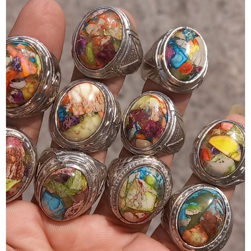 cincin batu pancawarna