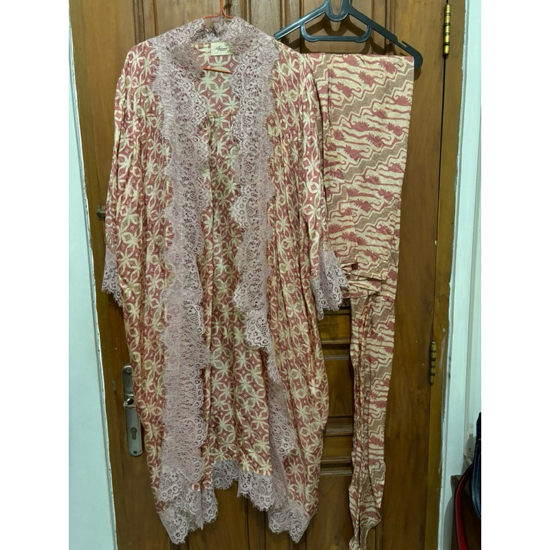 Preloved Alfateema Set (Outer & Pants)