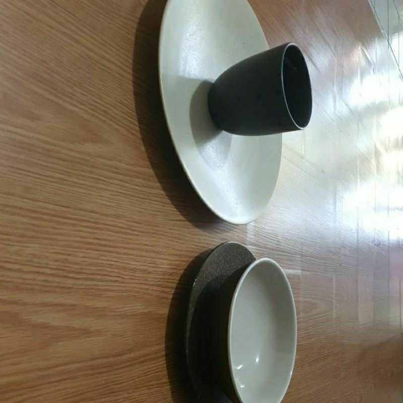 piring keramik set coklat
