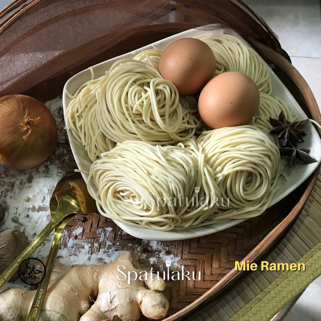 

Mie Ramen 1,15 - Mie Mentah, Mie Basah, Untuk Mie Ayam, Bakmie, Ramen, dan usaha mie lainnya.