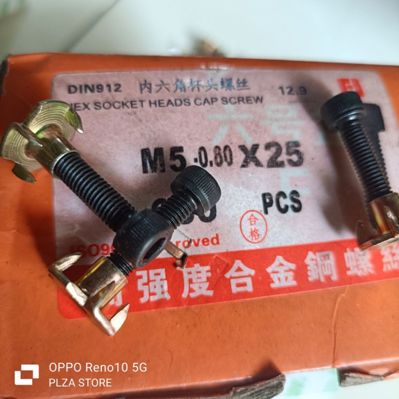 Baut cakar M5x25/2.5cm L hitam baja baut box speaker panjang 2.5cm diameter 5mm bahan baja asli