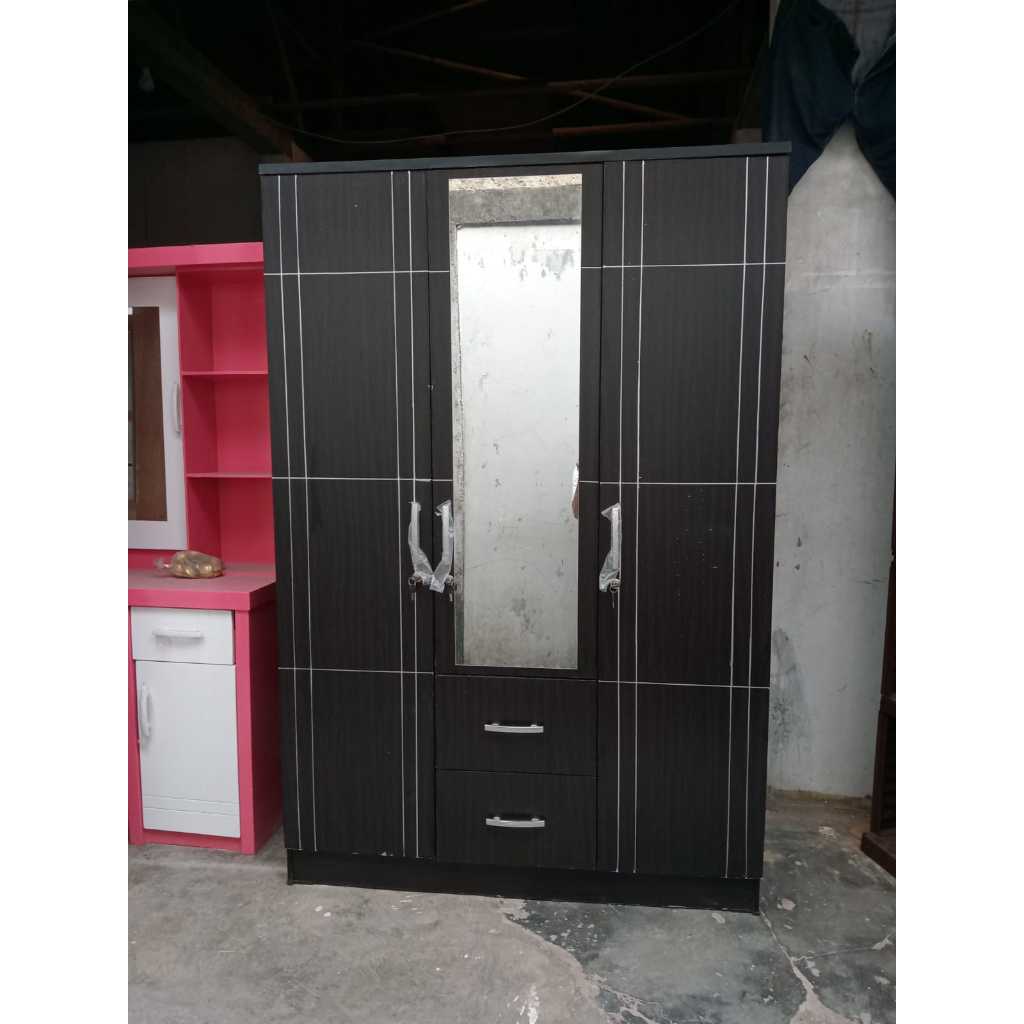 LEMARI PAKAIAN 3 PINTU / LEMARI PAKAIAN MINIMALIS / LEMARI 3 PINTU PARTIKEL