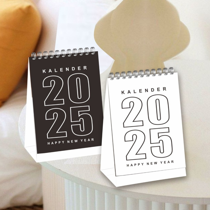 

CUSTOM KALENDER MEJA DUDUK 2025 - HADIAH SOUVENIR WEDDING NIKAHAN Happy BIRTHDAY GRADUATION KALENDER A6