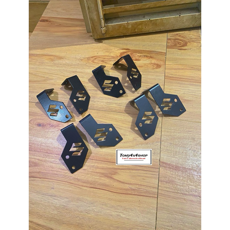 bracket lampu tembak led suzuki jimny katana