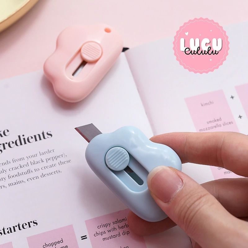 

Pisau Cutter Mini Pemotong Kertas Desain Lucu - Biru