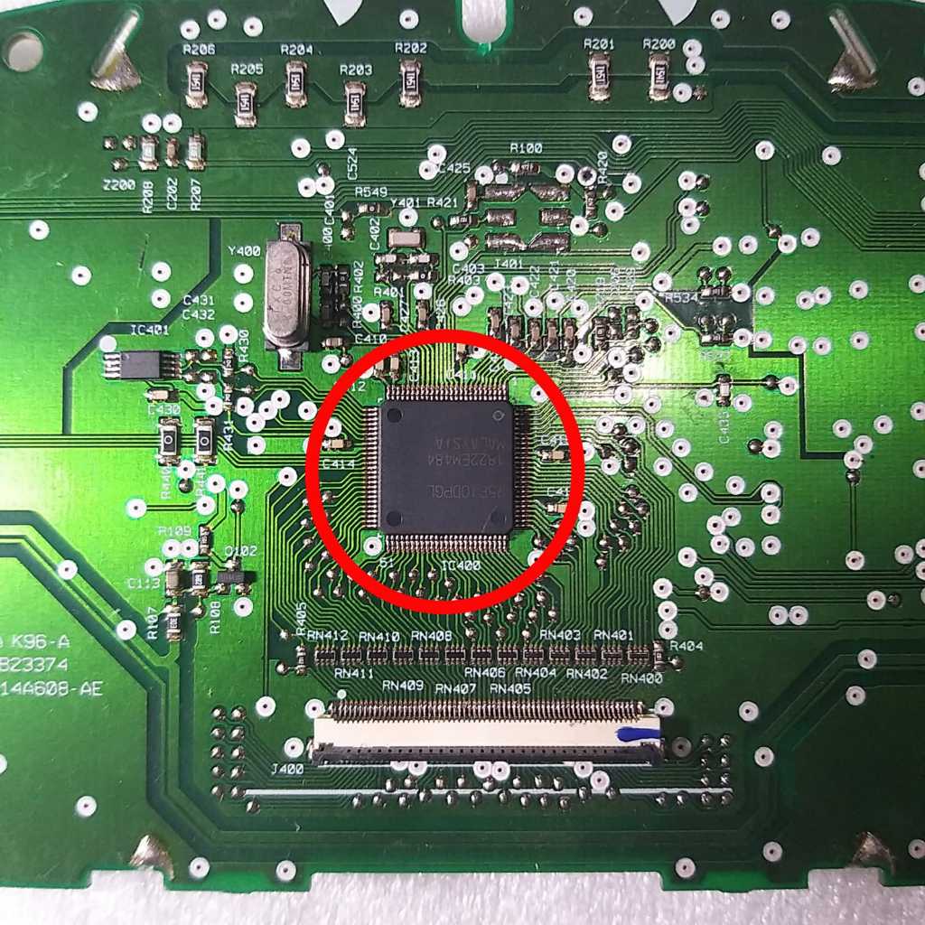 IC MCU IC Kontrol spedometer PCX 150 R5F100PGL IC 400 IC Spedometer Pcx 150 Original