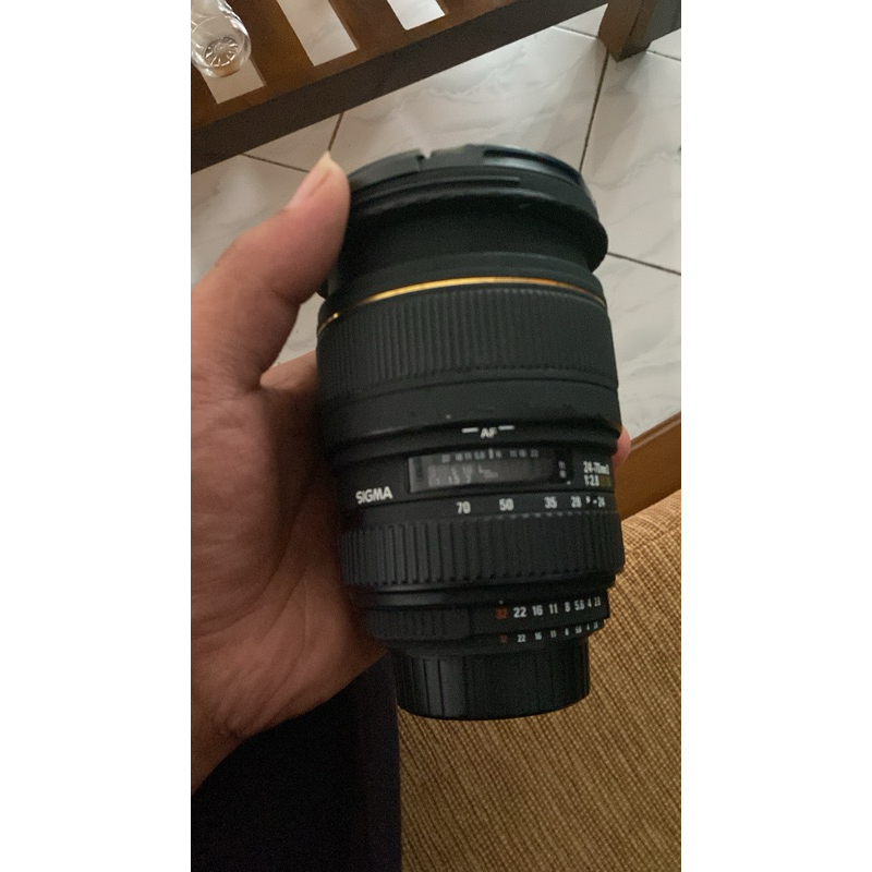 lensa nikon 24 - 70 f2,8