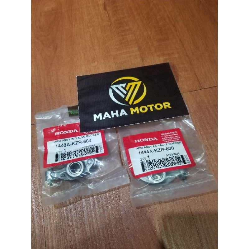 satu set platuk klep vario 125 Fi, kode 1443AKZR600 dan 1444AKZR600