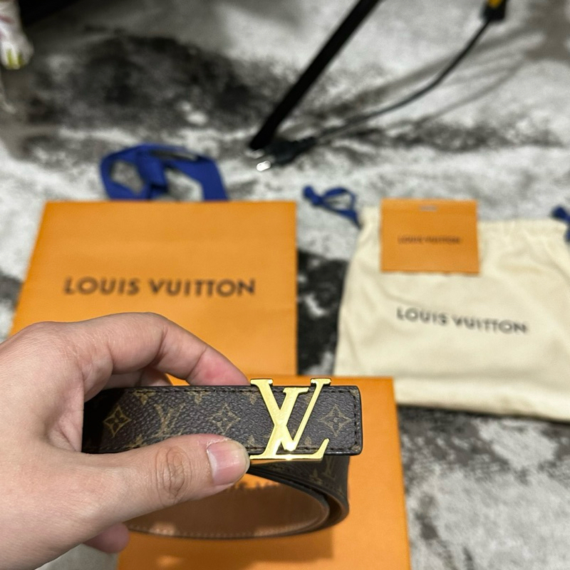 Louis Vuitton Belt Initiales women 25mm original