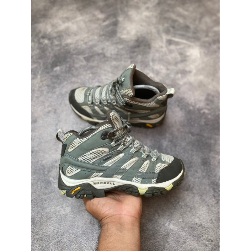 Merrell Moab 2 Vibram Gore-tex Size 38 fit 39 / second
