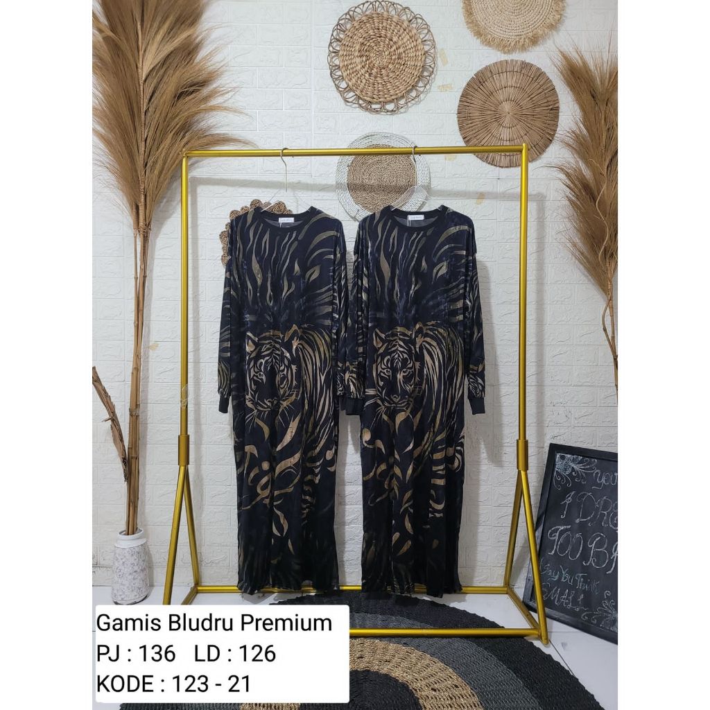 ARB3 - JUIZ - 12321 - Gamis bludru jumbo