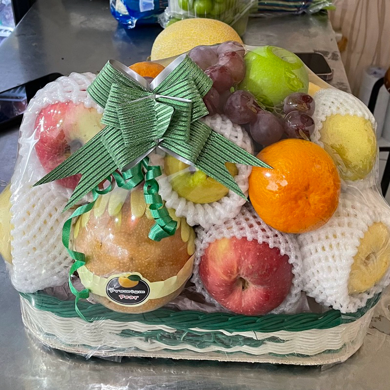 

(bisa dadakan) buah segar fruit parcel / parsel buah hampers bisa untuk hantaran