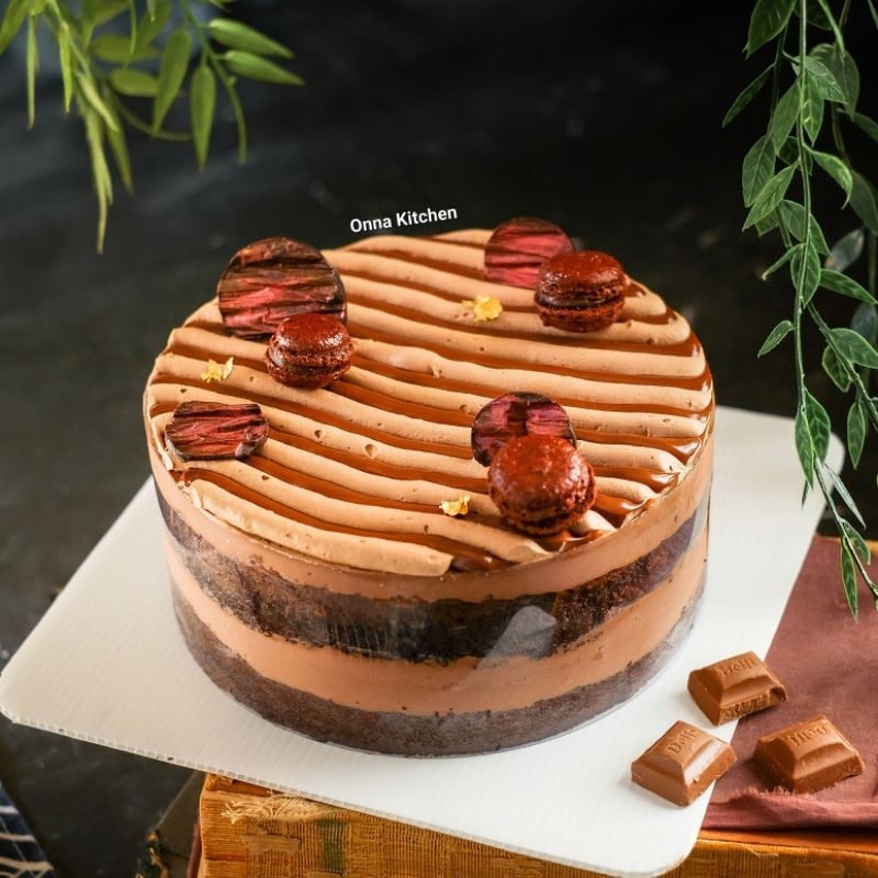 

Choco Hazelnut Cake 18cm