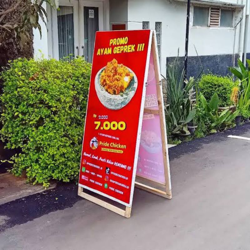 stand banner kayu/standing banner kayu