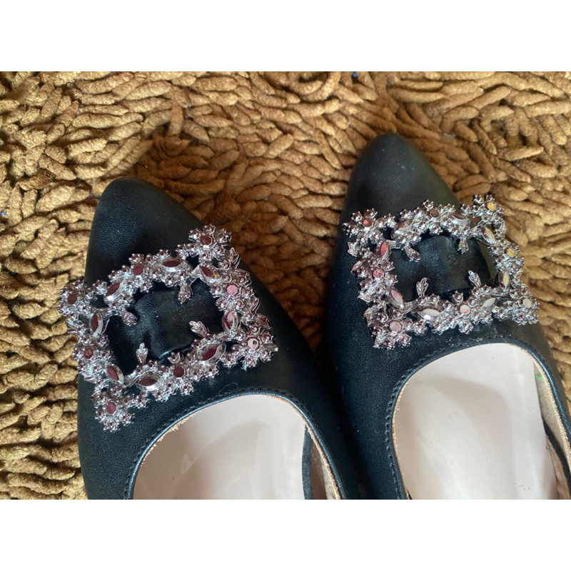 Sepatu sandal wanita Fladeo