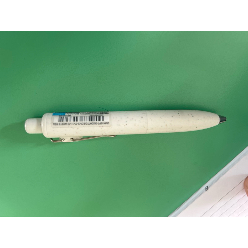 

pulpen uniball one