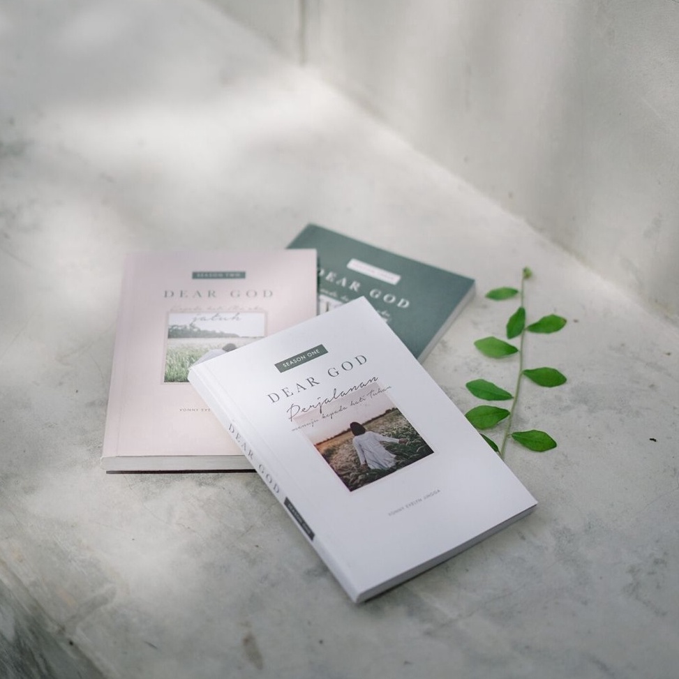 KODE I35Y BUKU DEAR GOD JOURNAL  PERJALANAN MENUJU KEPADA HATI TUHAN