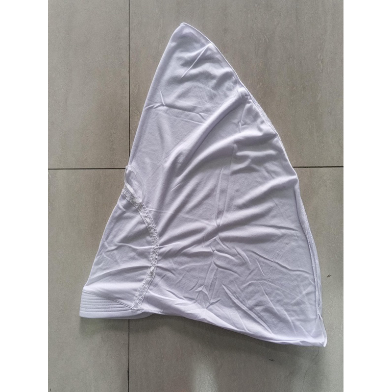 Seragam Sekolah Jilbab Putih Polos (Toko Radenmat Palembang)