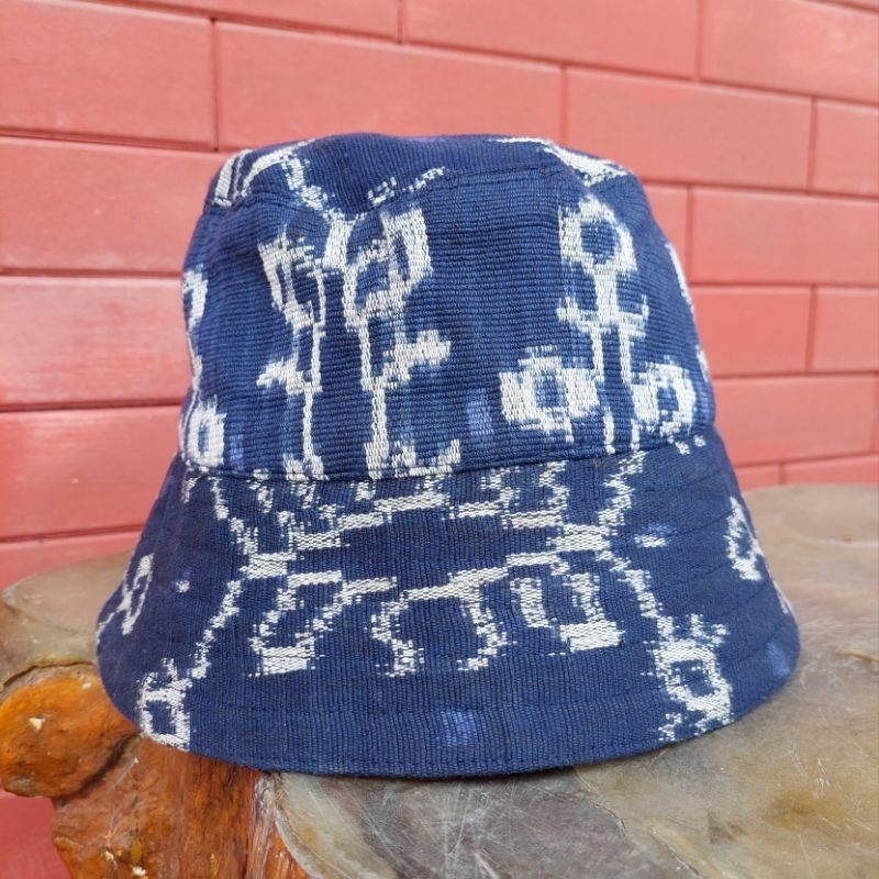 Topi Bucket Hat Tenun Ikat NTT Pewarna Alam