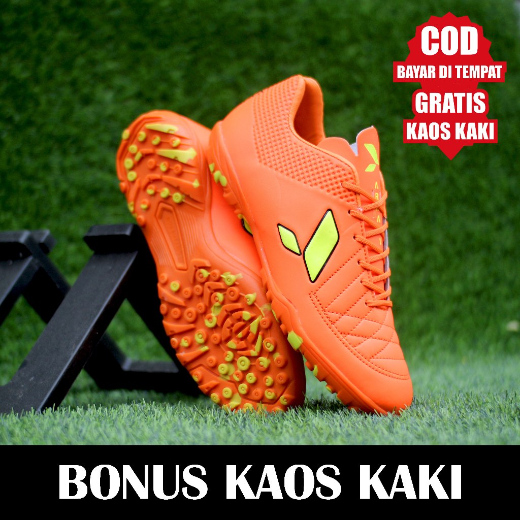 Terlaris 883921 Sepatu Futsal Mini Soccer Pria Tiempo Hitam Orange Sol Karet Mentah Cit Cit Sepatu