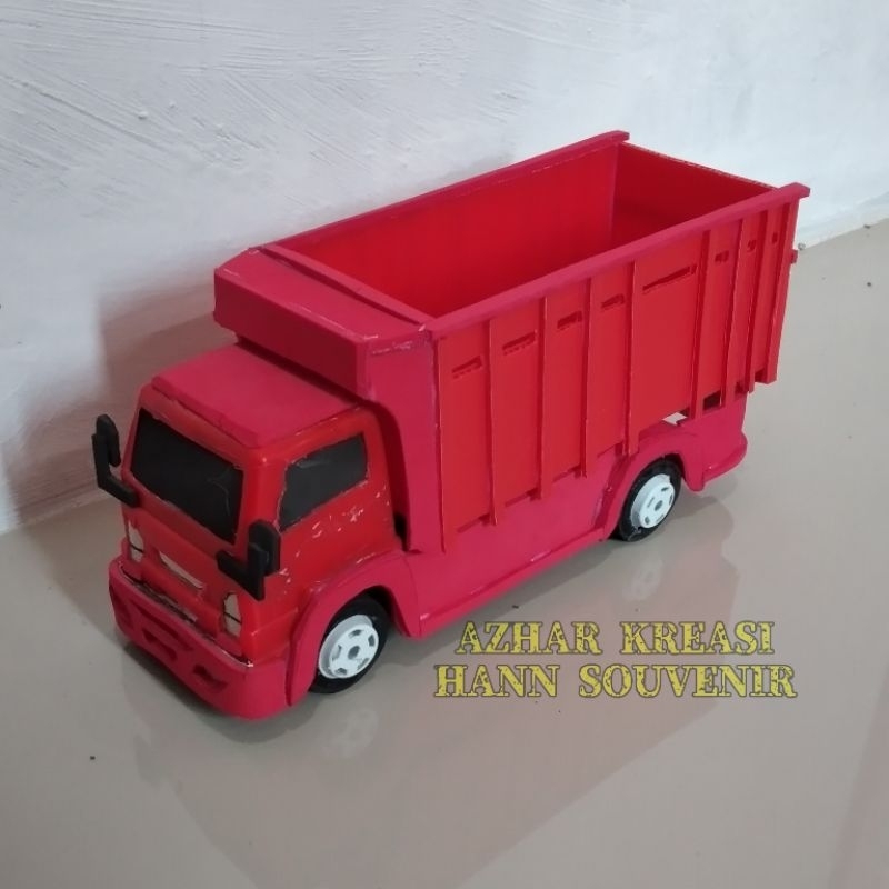 Mainan truk plastik modif mbois
