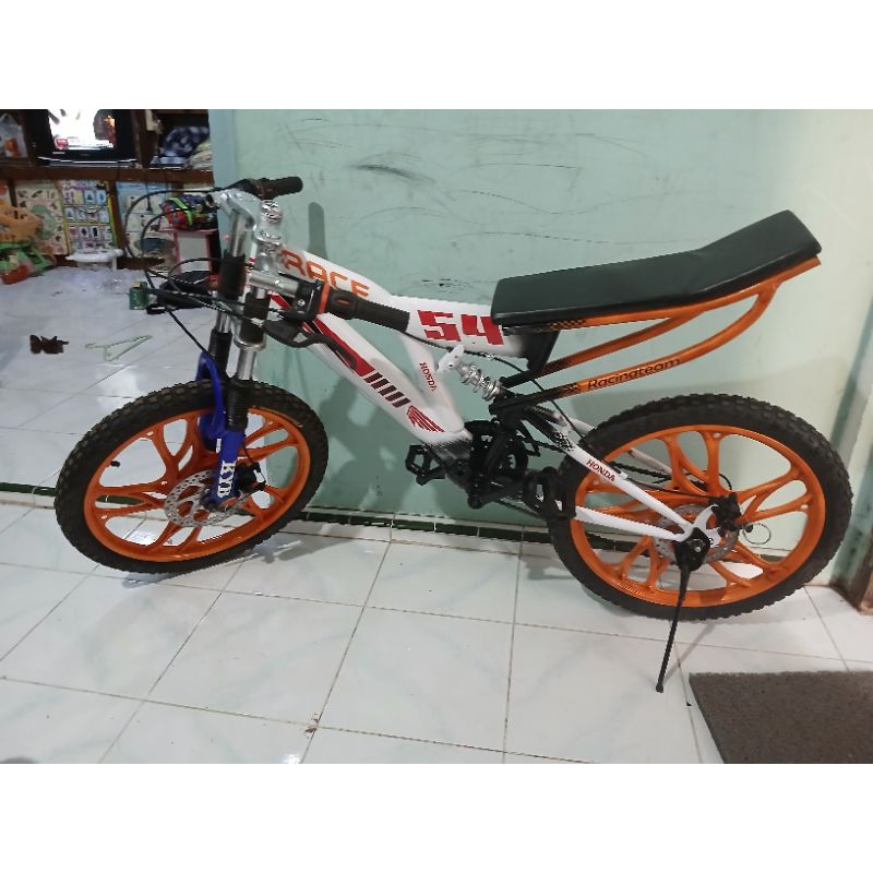 sepeda dragrace/lajak r20..full modif custom NAMA