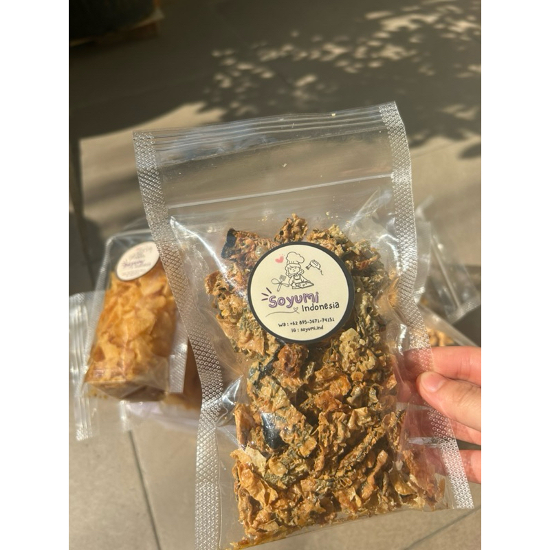 

Snack Rumput Laut Goreng/Ikan Asin Vege Enak Kebangetan