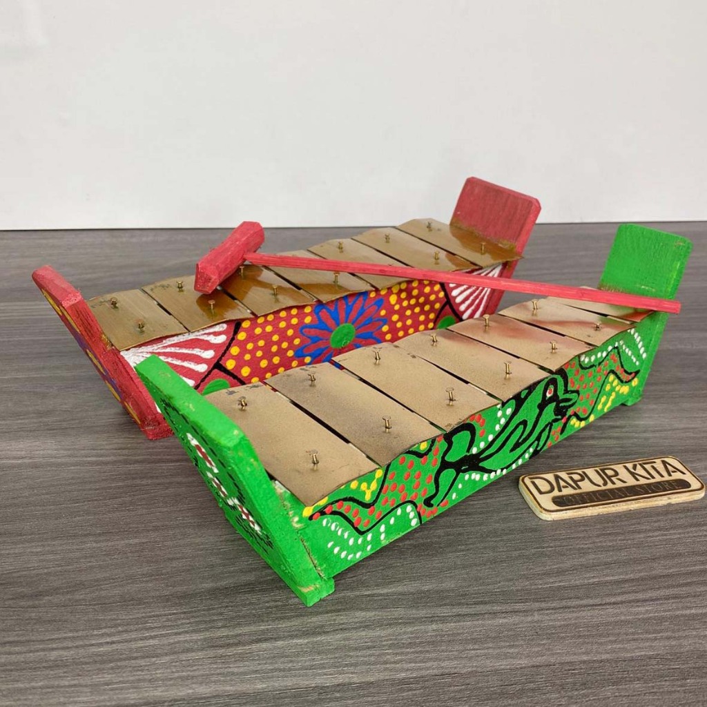 Alat Musik Tradisional Gamelan / Mainan Anak