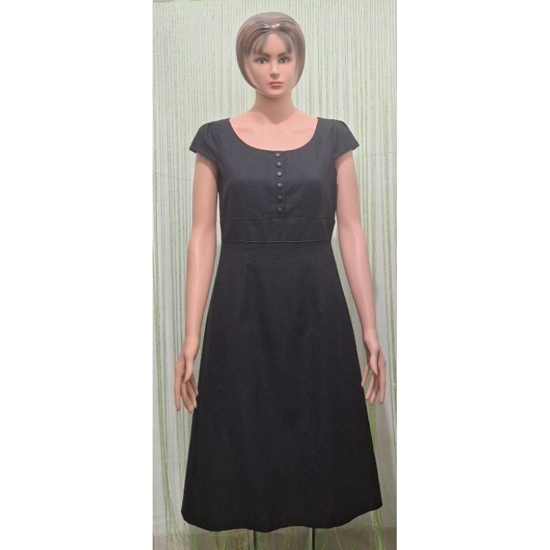 Dress Hitam polos lengan pendek