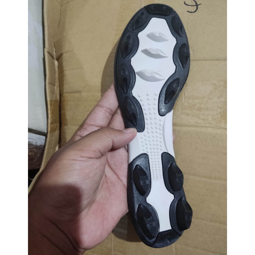 SOL BOLA PULL OUTSOLE SEPATU BOLA KARET h B2R4