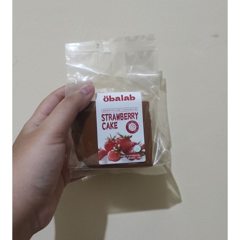 

obalab strawberry cake