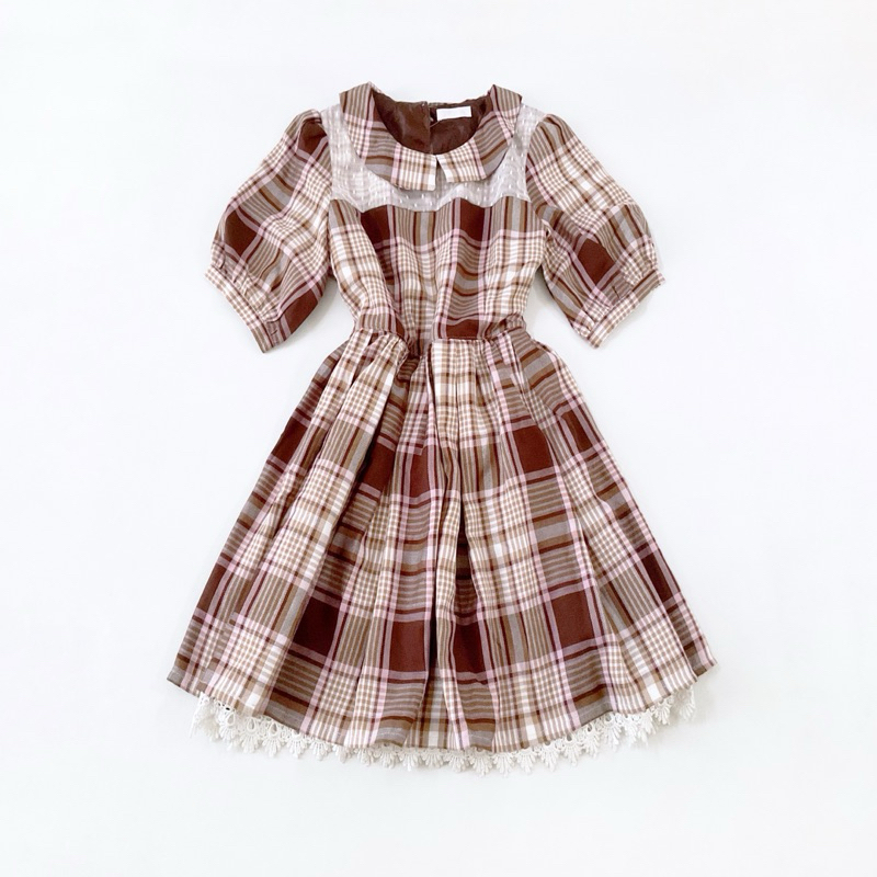 Liz Lisa Lovie Gingham Dress With Puff Sleeve Pointed Flat Collar Gaun Setelan Berkerah Lengan Pende