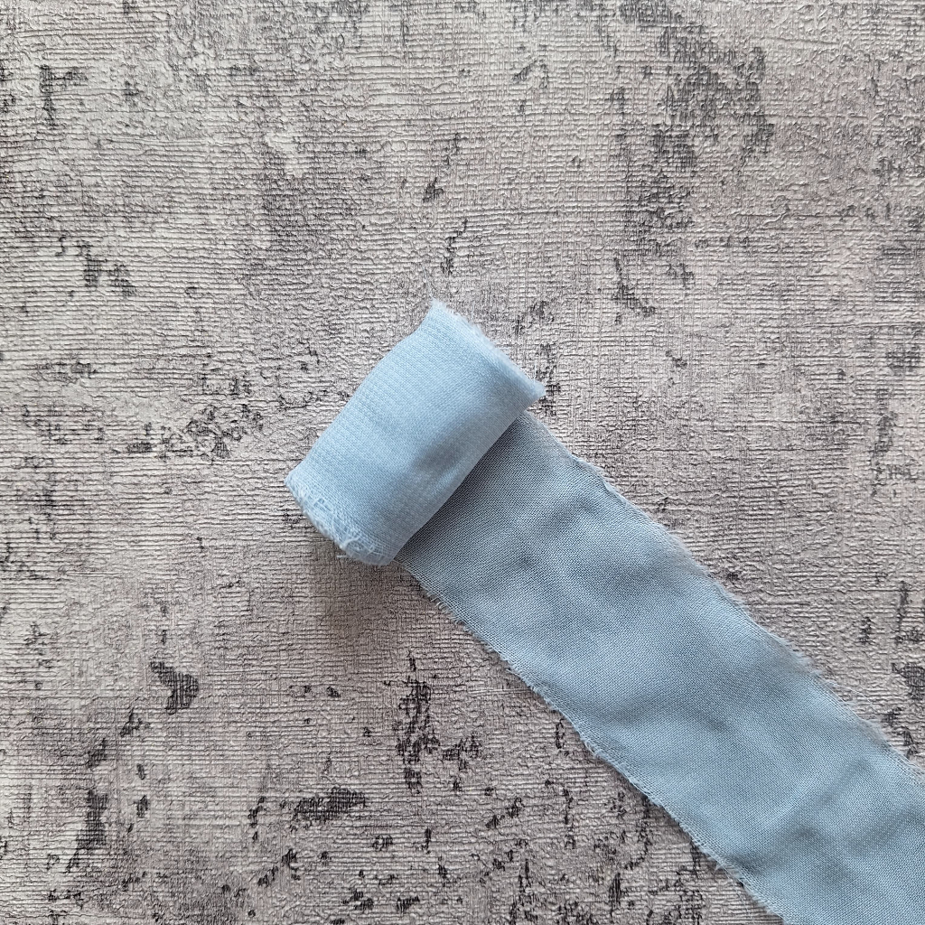 

Pita Chiffon Dekoratif Baby Blue – Elegan dan Fleksibel